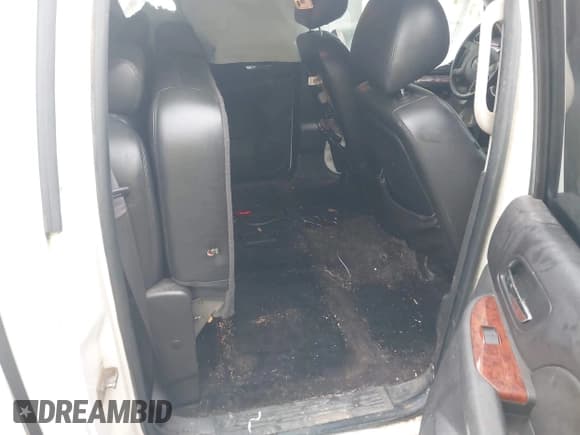 ✅ 2011 GMC Sierra 1500 SLT • VIN: 3GTP2WE30BG130339 • Lot: 43524602. Listed on IAAI with 206,145 mi. Free auction sales archive from the USA and detailed vehicle history report at DreamBid. Image 8.