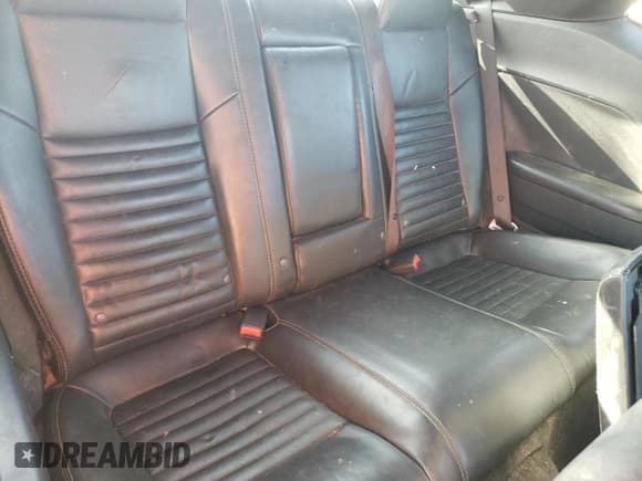 ✅ 2010 Dodge Challenger R/T Classic • VIN: 2B3CJ5DT6AH289394 • Lot: 85922854. Wystawiony na Copart z przebiegiem 162 770 mil. Bezpłatny archiwum sprzedaży aukcyjnych z USA i szczegółowy raport historii pojazdu na DreamBid. Zdjęcie 10.