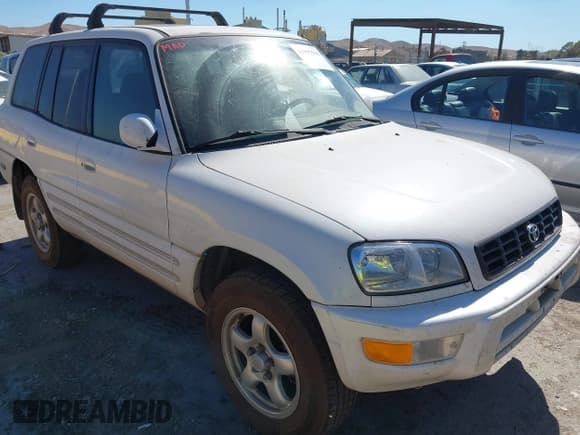 ✅ 1999 Toyota RAV4 • VIN: JT3GP10V7X7064683 • Lot: 42997599. Listed on IAAI with 254,226 mi. Free auction sales archive from the USA and detailed vehicle history report at DreamBid. Image 6.