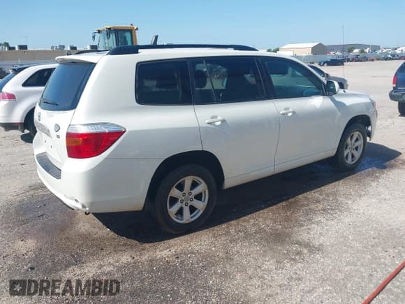✅ 2009 Toyota Highlander • VIN: JTEDS41A192074342 • Lot: 42656207. Listed on IAAI with 245,450 mi. Free auction sales archive from the USA and detailed vehicle history report at DreamBid. Image 4.