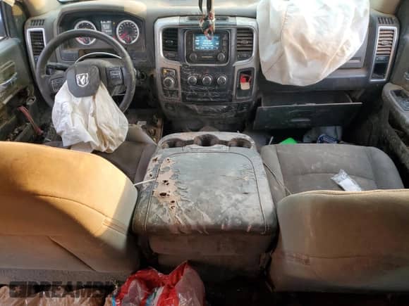 2018 Ram 1500 SLT with VIN 1C6RR7GT0JS106273, listed as a Copart auction lot 82770145 with 186,180 mi miles and Salvage title. Bid and sale history available at DreamBid. Image 8.