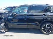 ✅ 2025 Mitsubishi Outlander SEL • VIN: JA4T5WA98SZ010539 • Lot: 42500303. Listed on IAAI with 2,224 mi. Free auction sales archive from the USA and detailed vehicle history report at DreamBid. Image 15.