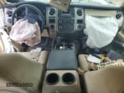 ✅ 2015 Ford Expedition Max XLT • VIN: 1FMJK1HT8FEF22370 • Лот: 64073905. Опубликован ранее на Copart с пробегом Не указан. Бесплатный доступ к архиву аукционных продаж из США и подробный отчёт об истории автомобиля на DreamBid. Изображение 8.