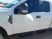 ✅ 2017 Ford F-250 XLT • VIN: 1FT7X2B61HEF18270 • Lot: 43143367. Listed on IAAI with 147,400 mi. Free auction sales archive from the USA and detailed vehicle history report at DreamBid. Image 6.