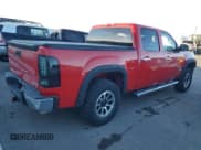 ✅ 2010 GMC Sierra 1500 • VIN: 3GTXKVE21AG256015 • Lot: 81150644. Wystawiony na Copart z przebiegiem 209 411 mil. Bezpłatny archiwum sprzedaży aukcyjnych z USA i szczegółowy raport historii pojazdu na DreamBid. Zdjęcie 3.