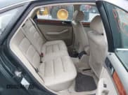 ✅ 2004 Audi A6 2.7T S-Line • VIN: WAUCD64B64N098988 • Лот: 43789359. Опубликован ранее на IAAI с пробегом 151 739 миль. Бесплатный доступ к архиву аукционных продаж из США и подробный отчёт об истории автомобиля на DreamBid. Изображение 8.