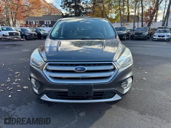 ✅ 2017 Ford Escape SE • VIN: 1FMCU9GD0HUD02497 • Lot: 93264155. Listed on Copart with 124,678 mi. Free auction sales archive from the USA and detailed vehicle history report at DreamBid. Image 5.