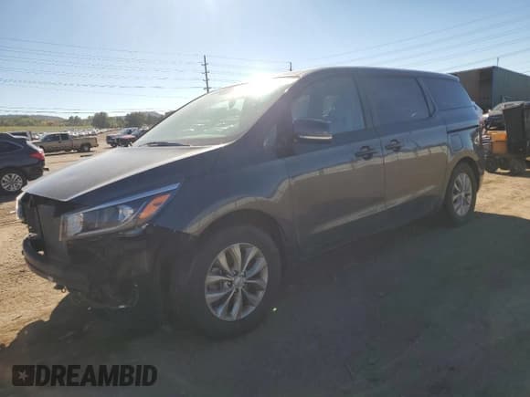 ✅ 2020 Kia Sedona EX • VIN: KNDMB5C16L6633312 • Lot: 82213355. Wystawiony na Copart z przebiegiem 77 562 mil. Bezpłatny archiwum sprzedaży aukcyjnych z USA i szczegółowy raport historii pojazdu na DreamBid. Zdjęcie 1.