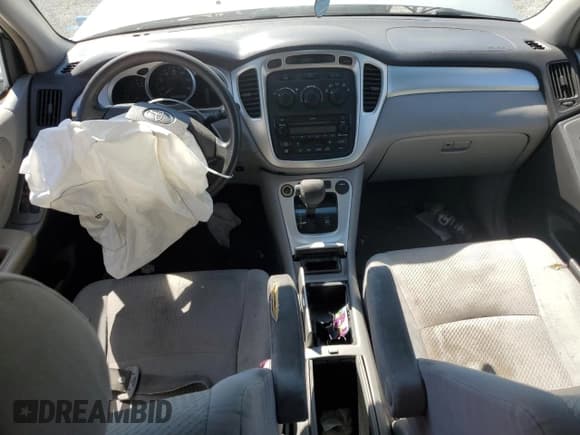 ✅ 2005 Toyota Highlander • VIN: JTEGD21A750113002 • Lot: 85644415. Listed on Copart with Not provided. Free auction sales archive from the USA and detailed vehicle history report at DreamBid. Image 8.