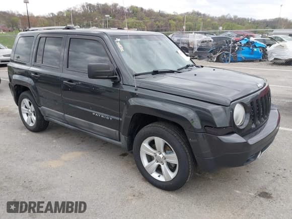 ✅ 2011 Jeep Patriot Latitude X • VIN: 1J4NF4GB2BD115286 • Lot: 41929193. Listed on IAAI with 127,818 mi. Free auction sales archive from the USA and detailed vehicle history report at DreamBid. Image 1.