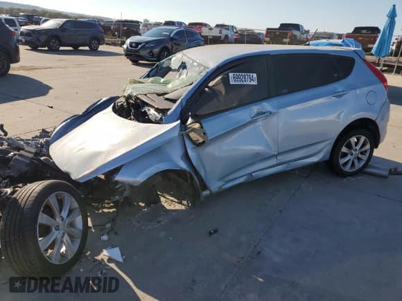 ✅ 2014 Hyundai Accent SE • VIN: KMHCU5AE9EU176128 • Лот: 69928794. Опубликован ранее на Copart с пробегом Не указан. Бесплатный доступ к архиву аукционных продаж из США и подробный отчёт об истории автомобиля на DreamBid. Изображение 1.