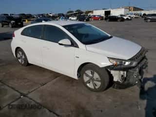 ✅ 2017 Hyundai Ioniq Blue • VIN: KMHC65LC3HU026798 • Lot: 66176804. Listed on Copart with 151,649 mi miles. Access the free auction sales archive from the USA and view a detailed vehicle history report at DreamBid. Image 4.