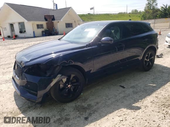 ✅ 2022 Jaguar F-Pace S • VIN: SADCJ2EX5NA698297 • Lot: 58748925. Listed on Copart with 46,525 mi. Free auction sales archive from the USA and detailed vehicle history report at DreamBid. Image 1.