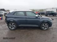 ✅ 2022 Hyundai Venue SEL • VIN: KMHRC8A37NU192924 • Лот: 43432093. Опубликован ранее на IAAI с пробегом 33 651 миль. Бесплатный доступ к архиву аукционных продаж из США и подробный отчёт об истории автомобиля на DreamBid. Изображение 13.