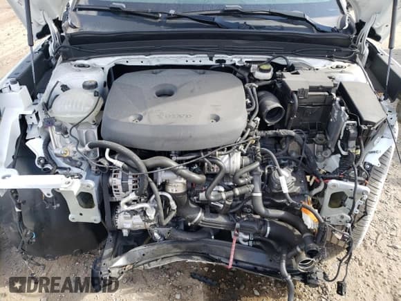 ✅ 2021 Volvo XC40 Momentum • VIN: YV4AC2HK5M2425721 • Lot: 69815252. Listed on Copart with 21,888 mi. Free auction sales archive from the USA and detailed vehicle history report at DreamBid. Image 11.