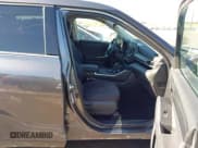 ✅ 2021 Toyota Highlander Hybrid LE • VIN: 5TDBBRCH3MS047924 • Лот: 43532270. Опубликован ранее на IAAI с пробегом 68 417 миль. Бесплатный доступ к архиву аукционных продаж из США и подробный отчёт об истории автомобиля на DreamBid. Изображение 5.