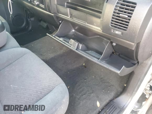 ✅ 2007 Chevrolet Silverado 1500 LTZ • VIN: 2GCEK133971718110 • Lot: 74199704. Listed on Copart with Not provided. Free auction sales archive from the USA and detailed vehicle history report at DreamBid. Image 12.