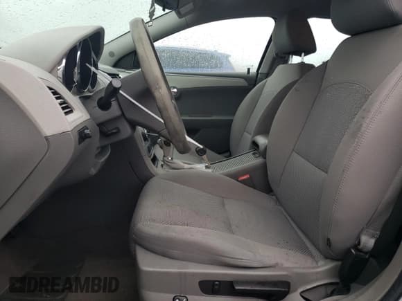 ✅ 2012 Chevrolet Malibu 1LS • VIN: 1G1ZB5E0XCF228055 • Lot: 82209343. Listed on Copart with 105,148 mi. Free auction sales archive from the USA and detailed vehicle history report at DreamBid. Image 7.