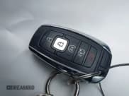 ✅ 2017 Lincoln MKZ Reserve • VIN: 3LN6L5FC6HR611285 • Lot: 43439276. Wystawiony na IAAI z przebiegiem 140 034 mil. Bezpłatny archiwum sprzedaży aukcyjnych z USA i szczegółowy raport historii pojazdu na DreamBid. Zdjęcie 11.