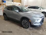 ✅ 2023 Chevrolet Blazer RS • VIN: 3GNKBKRS5PS235250 • Lot: 71215525. Wystawiony na Copart z przebiegiem 38 480 mil. Bezpłatny archiwum sprzedaży aukcyjnych z USA i szczegółowy raport historii pojazdu na DreamBid. Zdjęcie 4.