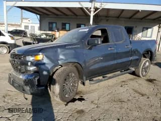 ✅ 2019 Chevrolet Silverado 1500 Custom • VIN: 1GCRWBEH1KZ406335 • Lot: 89932675. Listed on Copart with 122,790 mi. Free auction sales archive from the USA and detailed vehicle history report at DreamBid. Image 1.