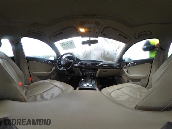 ✅ 2016 Audi A6 Premium Plus • VIN: WAUFGAFC4GN092267 • Lot: 43566994. Wystawiony na IAAI z przebiegiem 205 159 mil. Bezpłatny archiwum sprzedaży aukcyjnych z USA i szczegółowy raport historii pojazdu na DreamBid. Zdjęcie 19.