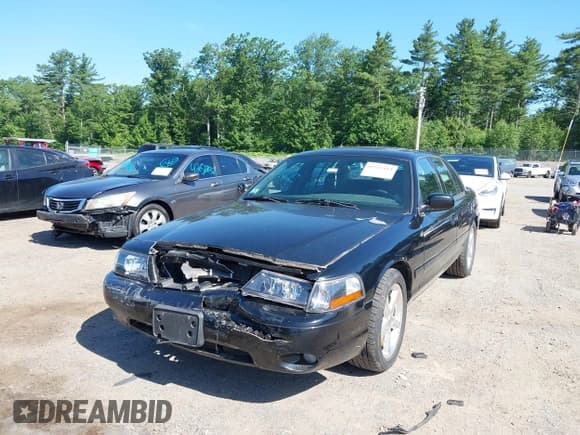 ✅ 2004 Mercury Marauder • VIN: 2MHHM79V44X671663 • Lot: 42511414. Wystawiony na IAAI z przebiegiem 43 708 mil. Bezpłatny archiwum sprzedaży aukcyjnych z USA i szczegółowy raport historii pojazdu na DreamBid. Zdjęcie 2.