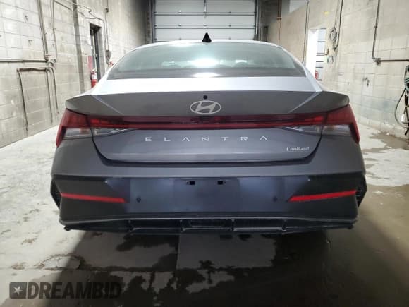 ✅ 2024 Hyundai Elantra Limited • VIN: KMHLP4DG1RU715457 • Lot: 91805355. Wystawiony na Copart z przebiegiem 52 914 mil. Bezpłatny archiwum sprzedaży aukcyjnych z USA i szczegółowy raport historii pojazdu na DreamBid. Zdjęcie 6.