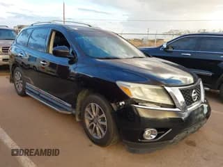 ✅ 2015 Nissan Pathfinder Platinum • VIN: 5N1AR2MN4FC653445 • Lot: 43092450. Listed on IAAI with 134,216 mi. Free auction sales archive from the USA and detailed vehicle history report at DreamBid. Image 1.