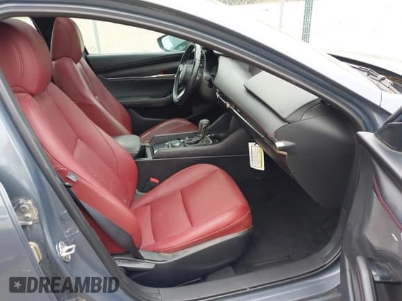 ✅ 2023 Mazda 3 S Preferred • VIN: JM1BPALM9P1623663 • Лот: 42341379. Опубликован ранее на IAAI с пробегом 31 848 миль. Бесплатный доступ к архиву аукционных продаж из США и подробный отчёт об истории автомобиля на DreamBid. Изображение 5.