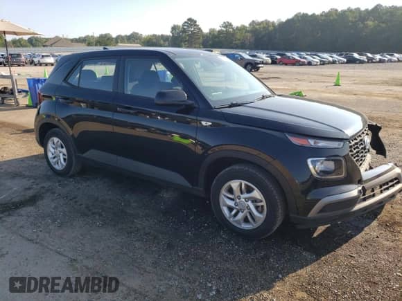 2021 Hyundai Venue SE with VIN KMHRB8A31MU114530, listed as a Copart auction lot 68025124 with 61,291 mi miles and Salvage title. Bid and sale history available at DreamBid. Image 4.