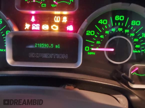 ✅ 2010 Ford Expedition Max SSV • VIN: 1FMJK1G51AEB20993 • Лот: 41893454. Опубликован ранее на IAAI с пробегом 218 590 миль. Бесплатный доступ к архиву аукционных продаж из США и подробный отчёт об истории автомобиля на DreamBid. Изображение 16.