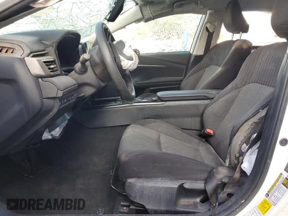 ✅ 2025 Toyota Camry LE • VIN: 4T1DAACK9SU523235 • Lot: 90798885. Listed on Copart with 35,690 mi. Free auction sales archive from the USA and detailed vehicle history report at DreamBid. Image 7.