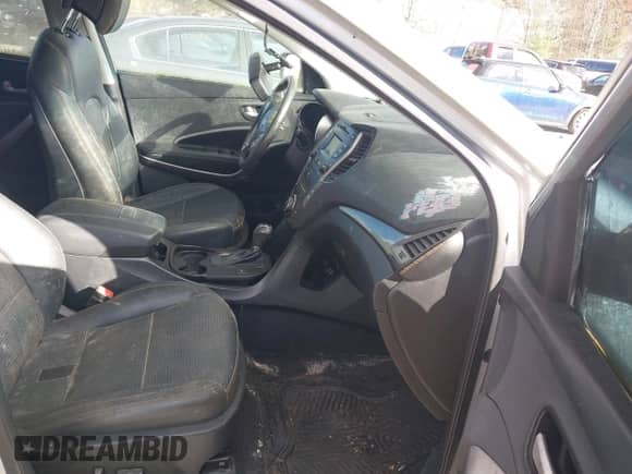 ✅ 2015 Hyundai Santa Fe • VIN: 5XYZUDLA8FG300119 • Lot: 43602595. Wystawiony na IAAI z przebiegiem 112 807 mil. Bezpłatny archiwum sprzedaży aukcyjnych z USA i szczegółowy raport historii pojazdu na DreamBid. Zdjęcie 5.