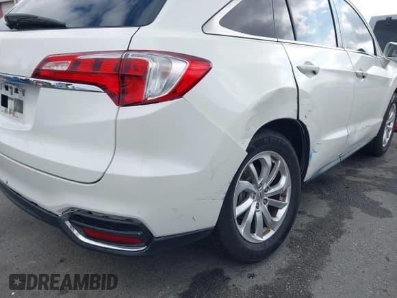 ✅ 2017 Acura RDX • VIN: 5J8TB3H35HL023289 • Lot: 42126514. Listed on IAAI with 102,203 mi. Free auction sales archive from the USA and detailed vehicle history report at DreamBid. Image 6.