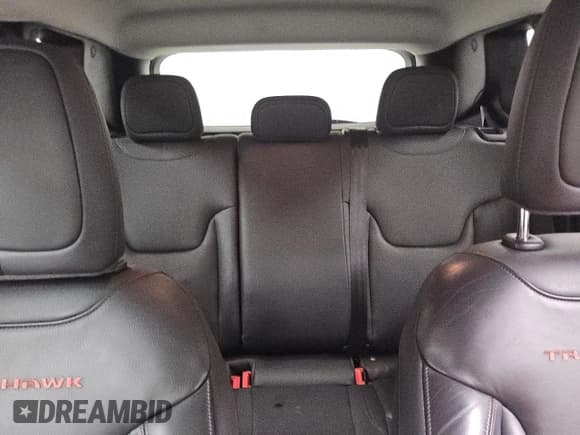 ✅ 2023 Jeep Renegade Trailhawk • VIN: ZACNJDC13PPP22496 • Lot: 86849795. Wystawiony na Copart z przebiegiem 46 492 mil. Bezpłatny archiwum sprzedaży aukcyjnych z USA i szczegółowy raport historii pojazdu na DreamBid. Zdjęcie 10.