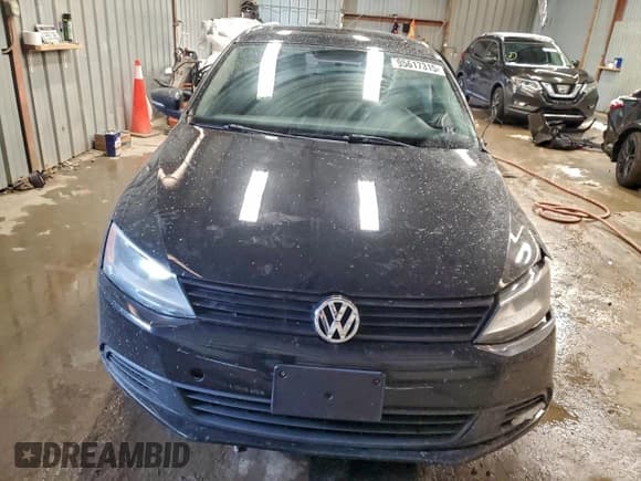 ✅ 2011 Volkswagen Jetta SE • VIN: 3VWDZ7AJ7BM361844 • Lot: 95617315. Listed on Copart with 131,336 mi. Free auction sales archive from the USA and detailed vehicle history report at DreamBid. Image 5.