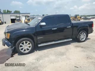 ✅ 2013 GMC Sierra 1500 Denali • VIN: 3GTP1XE22DG173857 • Lot: 65827345. Listed on Copart with 321,857 mi. Free auction sales archive from the USA and detailed vehicle history report at DreamBid. Image 1.