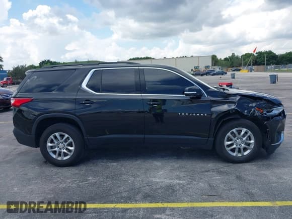✅ 2021 Chevrolet Traverse LT Cloth • VIN: 1GNERGKW8MJ162827 • Lot: 42862301. Listed on IAAI with 73,724 mi. Free auction sales archive from the USA and detailed vehicle history report at DreamBid. Image 13.