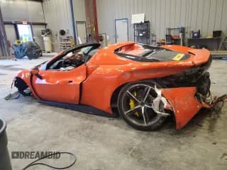 ✅ 2024 Ferrari 296 • VIN: ZFF01SMA7R0305022 • Lot: 86391744. Wystawiony na Copart z przebiegiem Nie podano. Bezpłatny archiwum sprzedaży aukcyjnych z USA i szczegółowy raport historii pojazdu na DreamBid. Zdjęcie 2.