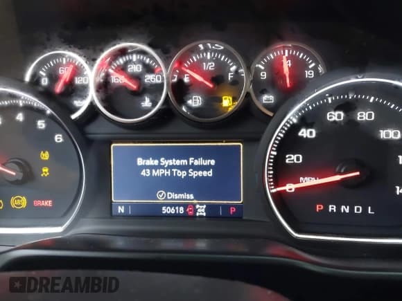 ✅ 2019 Chevrolet Silverado 1500 RST • VIN: 1GCRYEED5KZ239308 • Lot: 41024575. Wystawiony na IAAI z przebiegiem 50 618 mil. Bezpłatny archiwum sprzedaży aukcyjnych z USA i szczegółowy raport historii pojazdu na DreamBid. Zdjęcie 7.