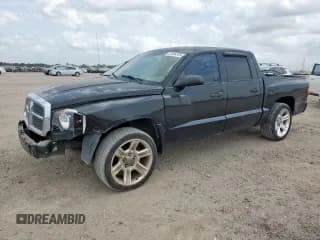 ✅ 2005 Dodge Dakota ST • VIN: 1D7HE28K35S235225 • Lot: 57684725. Wystawiony na Copart z przebiegiem 184 546 mil. Bezpłatny archiwum sprzedaży aukcyjnych z USA i szczegółowy raport historii pojazdu na DreamBid. Zdjęcie 1.