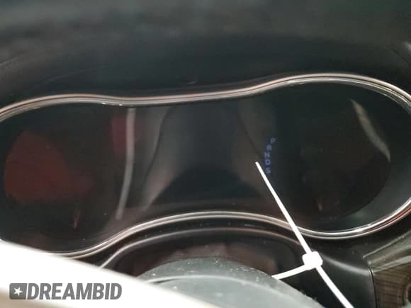 ✅ 2014 Jeep Grand Cherokee Overland • VIN: 1C4RJFCG5EC183272 • Lot: 85342865. Listed on Copart with Not provided. Free auction sales archive from the USA and detailed vehicle history report at DreamBid. Image 9.