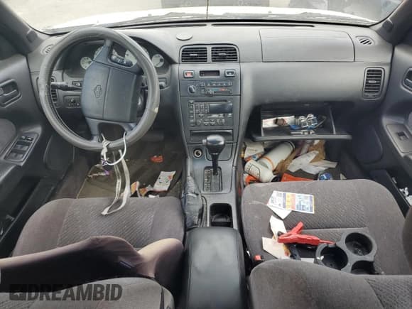 ✅ 1996 Nissan Maxima GXE • VIN: JN1CA21D7TM424542 • Lot: 82168805. Listed on Copart with 159,096 mi. Free auction sales archive from the USA and detailed vehicle history report at DreamBid. Image 8.