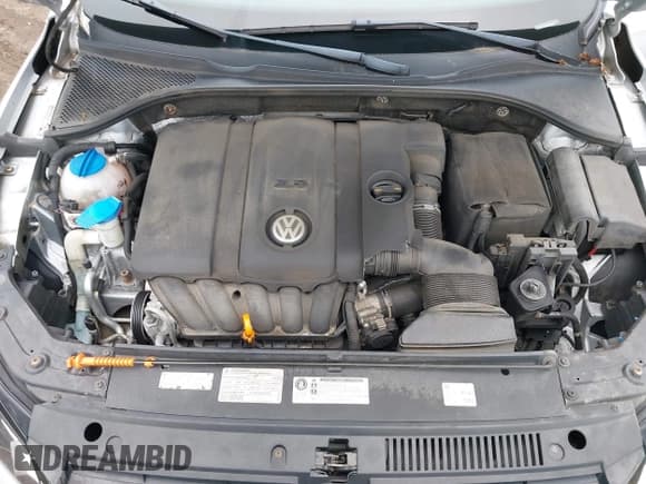 ✅ 2012 Volkswagen Passat SE • VIN: 1VWBP7A30CC073455 • Lot: 42720979. Listed on IAAI with 105,680 mi. Free auction sales archive from the USA and detailed vehicle history report at DreamBid. Image 10.