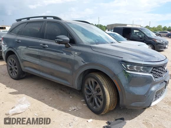 ✅ 2022 Kia Sorento SX • VIN: 5XYRKDLFXNG090512 • Lot: 43288705. Wystawiony na IAAI z przebiegiem 70 972 mil. Bezpłatny archiwum sprzedaży aukcyjnych z USA i szczegółowy raport historii pojazdu na DreamBid. Zdjęcie 1.