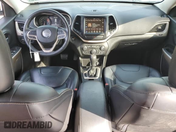 ✅ 2017 Jeep Cherokee Limited • VIN: 1C4PJLDS8HW644069 • Lot: 80728095. Wystawiony na Copart z przebiegiem 58 596 mil. Bezpłatny archiwum sprzedaży aukcyjnych z USA i szczegółowy raport historii pojazdu na DreamBid. Zdjęcie 8.