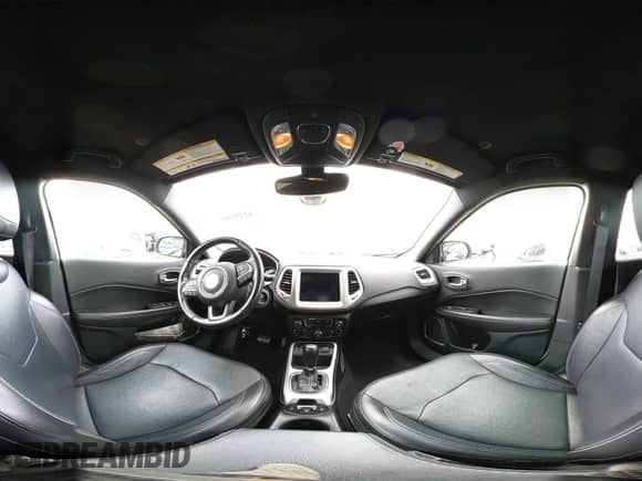 2021 Jeep Compass 80th Anniversary z VIN 3C4NJCEB6MT571564, wystawiony jako IAAI lot #42591643 z przebiegiem 56 999 mil mil oraz . Historia ofert i sprzedaży dostępna na DreamBid. Obrazek 18.