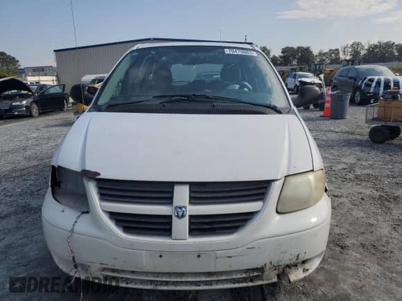 2006 Dodge Grand Caravan SE with VIN 1D4GP24R36B659785, listed as a Copart auction lot 70470085 with 138,017 mi miles and Salvage title. Bid and sale history available at DreamBid. Image 5.
