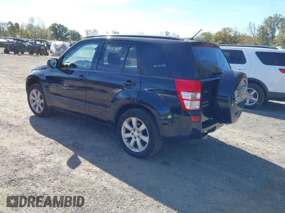 ✅ 2012 Suzuki Grand Vitara Limited • VIN: JS3TD0D74C4100755 • Lot: 43464594. Wystawiony na IAAI z przebiegiem 147 847 mil. Bezpłatny archiwum sprzedaży aukcyjnych z USA i szczegółowy raport historii pojazdu na DreamBid. Zdjęcie 3.